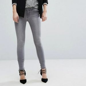 Gray skinny jeans
